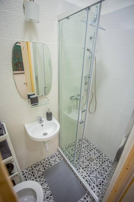 Cosy Flat In The Dob Street - Sapphire Apartment Budapest Ngoại thất bức ảnh